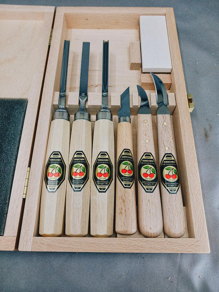 Carving Chisel and Knife Set 7-Piece in Wooden Box