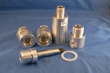 HF-A869-Spindle Adapter 33mm Female to 1 1/4“ x 8 Male Aluminum with hole for vacuum.